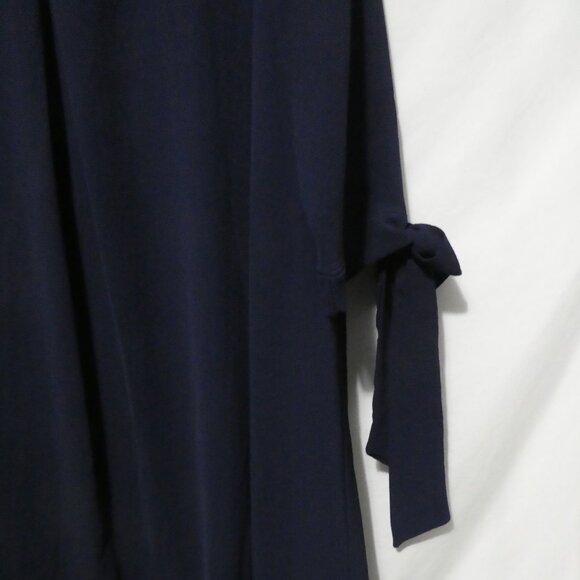SPIN USA | 1XL | Textured Navy Knee Length Dress With Bow Sleeves | Made In USA - Picture 15 of 16